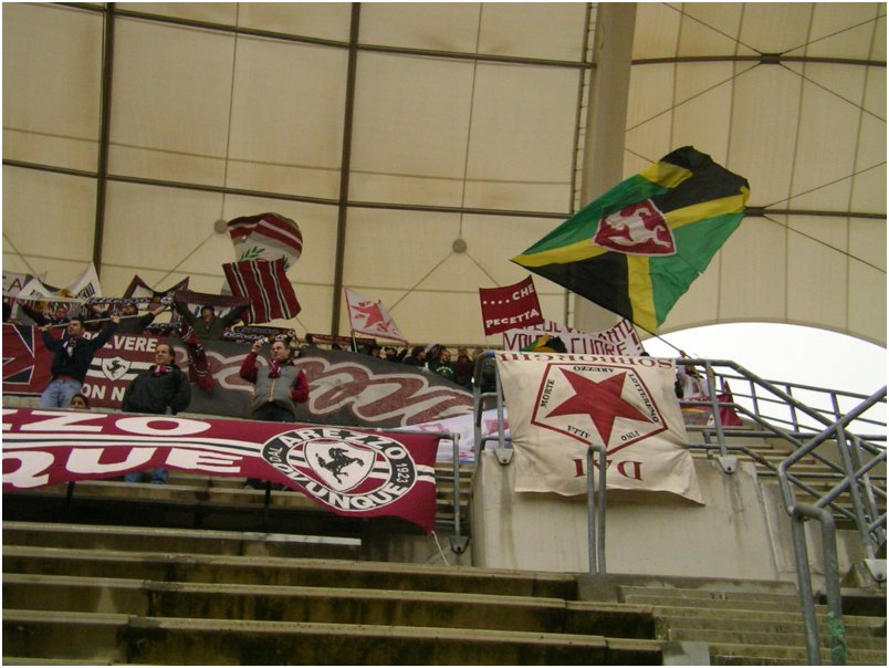 Bari - Arezzo 07.11.2004 056